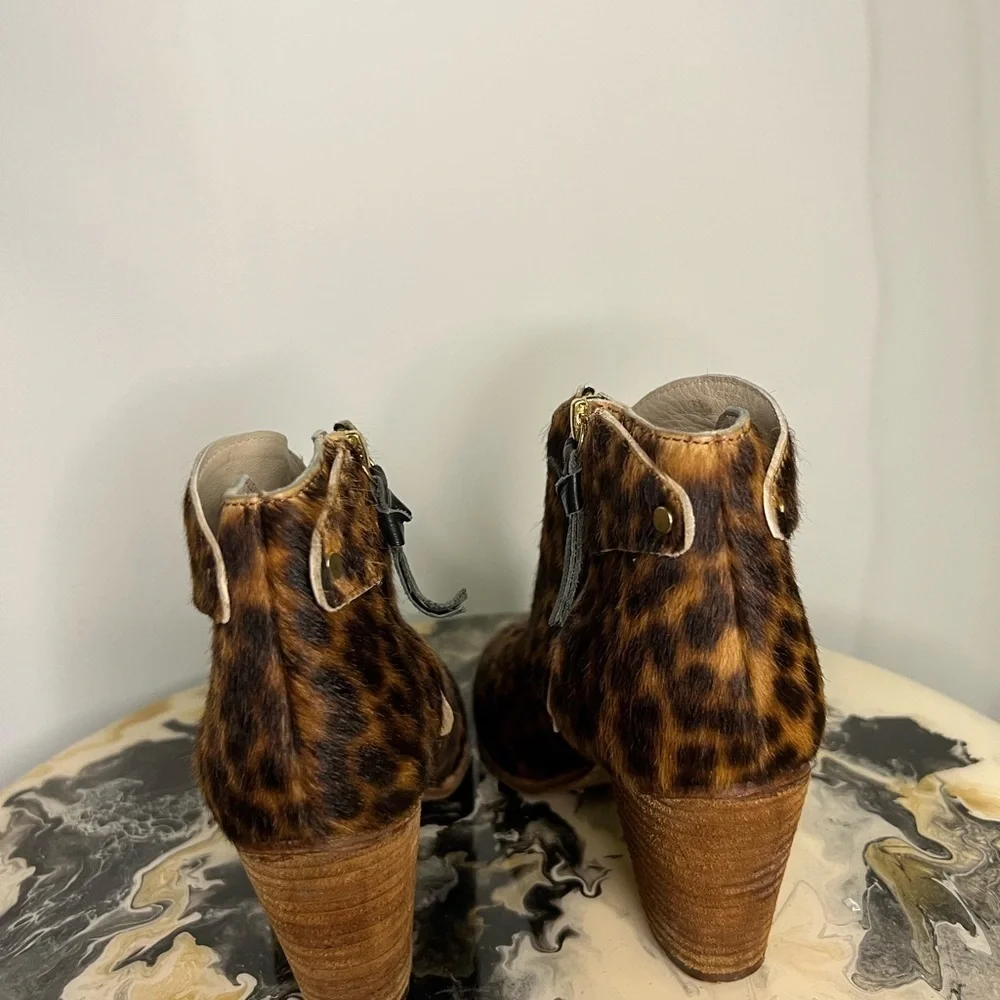 Boden Hoxton Calf Hair Leopard Boots 36